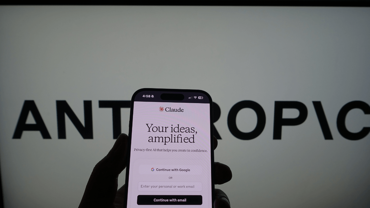 Anthropic, yapay zeka modellerini sohbet metinleri üzerinde eğitmeye başlayacak