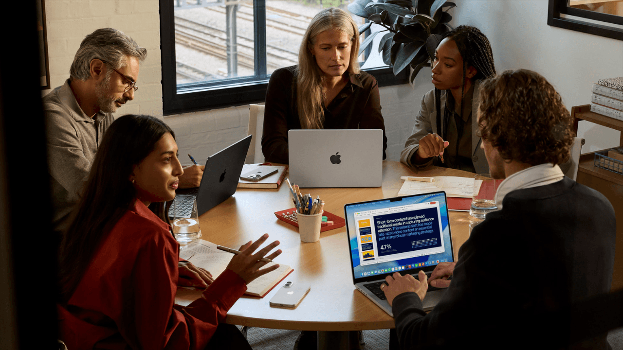 Apple'ın bugün tanıttığı M5 çipli cihazlar: MacBook Pro, iPad Pro ve Apple Vision Pro