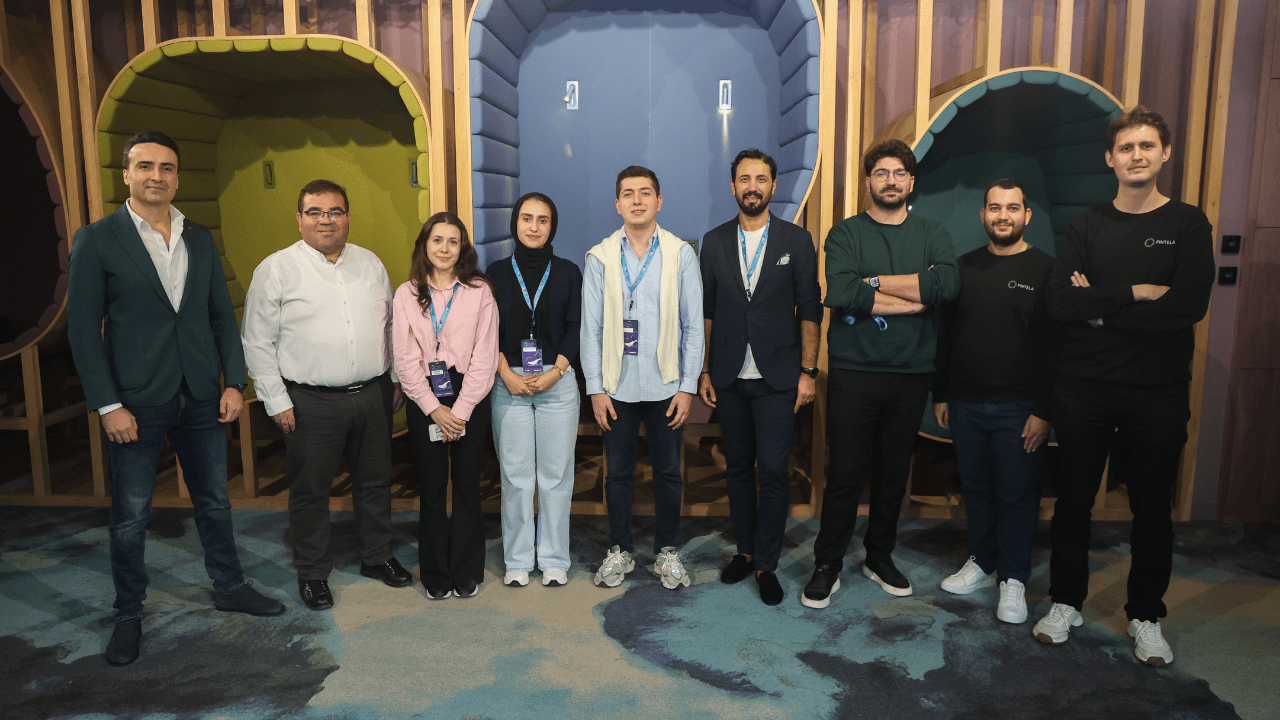 NEOHUB Yapay Zekâ Etkileşim Programı'ndan mezun olan 6 girişim